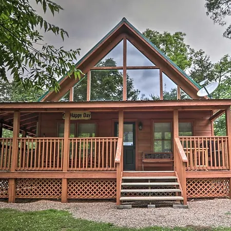 The Moonshine Cabin Hot Tub, 3 Mi To Dollywood